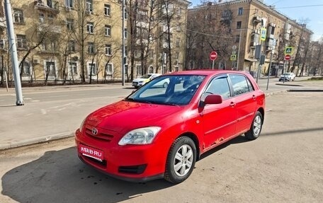Toyota Corolla, 2004 год, 450 000 рублей, 1 фотография