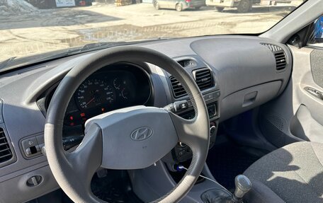 Hyundai Accent II, 2006 год, 335 000 рублей, 24 фотография