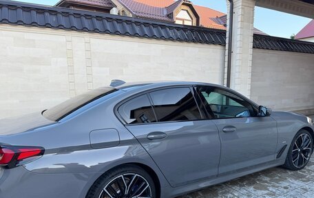 BMW 5 серия, 2021 год, 6 300 000 рублей, 3 фотография