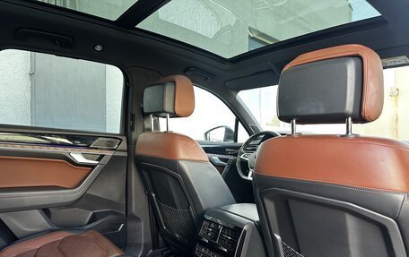 Volkswagen Touareg III, 2018 год, 5 500 000 рублей, 15 фотография