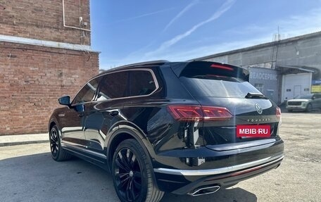 Volkswagen Touareg III, 2018 год, 5 500 000 рублей, 8 фотография