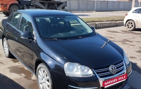 Volkswagen Jetta VI, 2009 год, 700 000 рублей, 6 фотография