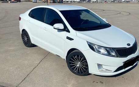 KIA Rio III рестайлинг, 2012 год, 750 000 рублей, 2 фотография