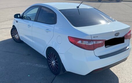 KIA Rio III рестайлинг, 2012 год, 750 000 рублей, 5 фотография