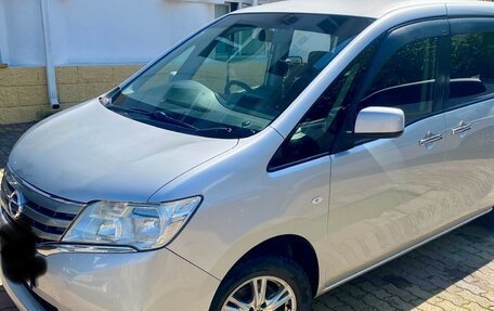 Nissan Serena IV, 2012 год, 1 499 000 рублей, 2 фотография
