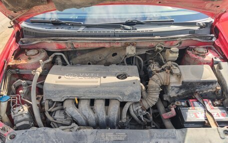 Toyota Corolla, 2004 год, 450 000 рублей, 13 фотография