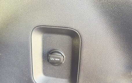 KIA Carnival, 2021 год, 2 680 000 рублей, 23 фотография