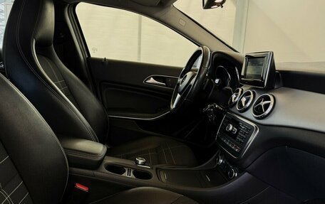 Mercedes-Benz GLA, 2015 год, 1 670 000 рублей, 10 фотография