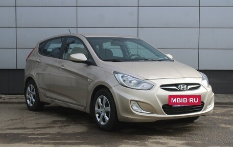 Hyundai Solaris II рестайлинг, 2012 год, 785 000 рублей, 3 фотография