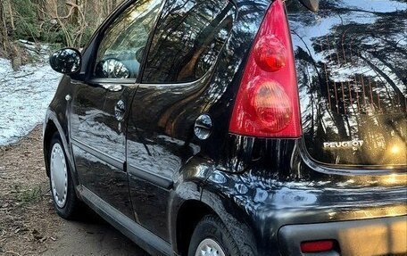 Peugeot 107 I рестайлинг, 2011 год, 330 000 рублей, 3 фотография