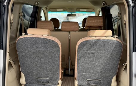 Toyota Sienta I, 2012 год, 999 990 рублей, 13 фотография