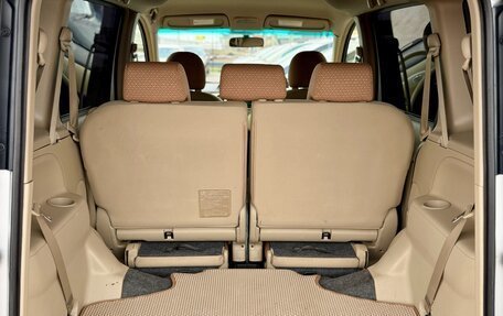 Toyota Sienta I, 2012 год, 999 990 рублей, 11 фотография