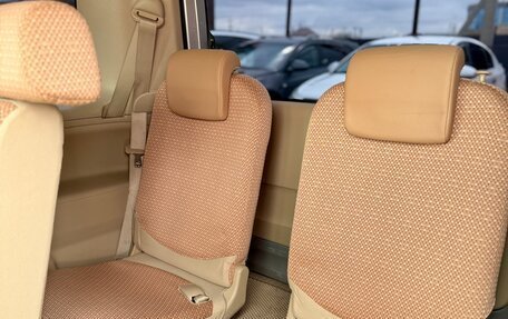 Toyota Sienta I, 2012 год, 999 990 рублей, 14 фотография