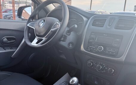 Renault Logan II, 2019 год, 1 349 990 рублей, 9 фотография