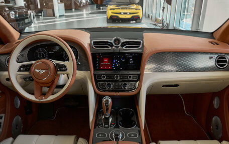 Bentley Bentayga I, 2026 год, 43 500 000 рублей, 10 фотография