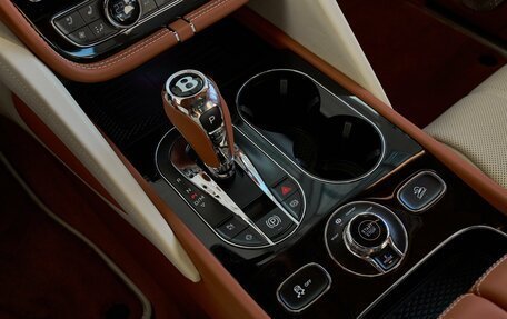 Bentley Bentayga I, 2026 год, 43 500 000 рублей, 17 фотография