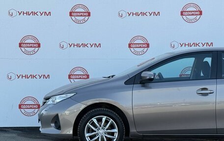 Toyota Auris II, 2013 год, 1 249 000 рублей, 12 фотография