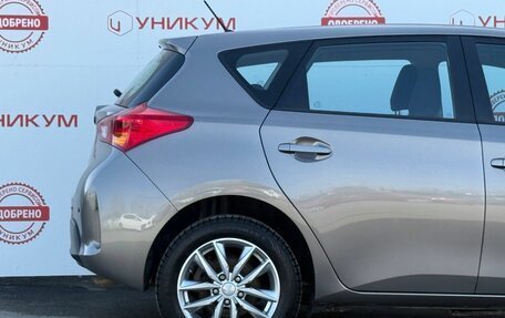 Toyota Auris II, 2013 год, 1 249 000 рублей, 17 фотография