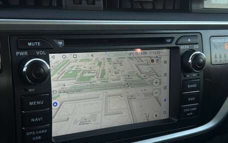 Toyota Auris II, 2013 год, 1 249 000 рублей, 26 фотография