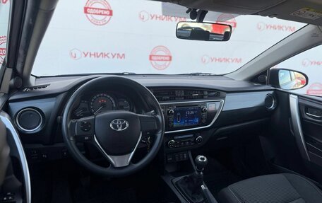 Toyota Auris II, 2013 год, 1 249 000 рублей, 35 фотография