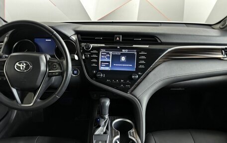 Toyota Camry, 2018 год, 2 399 000 рублей, 15 фотография