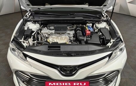 Toyota Camry, 2018 год, 2 399 000 рублей, 11 фотография