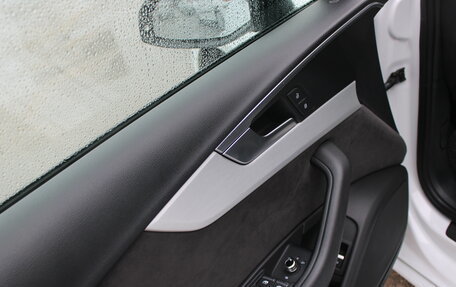 Audi A4, 2018 год, 2 879 000 рублей, 12 фотография