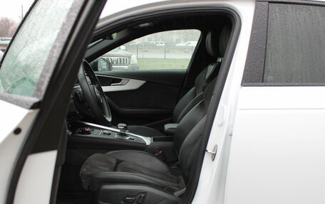 Audi A4, 2018 год, 2 879 000 рублей, 13 фотография