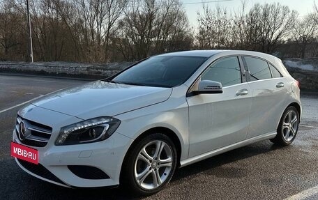 Mercedes-Benz A-Класс, 2013 год, 1 850 000 рублей, 2 фотография