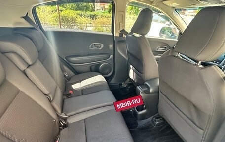 Honda Vezel, 2019 год, 2 200 000 рублей, 3 фотография