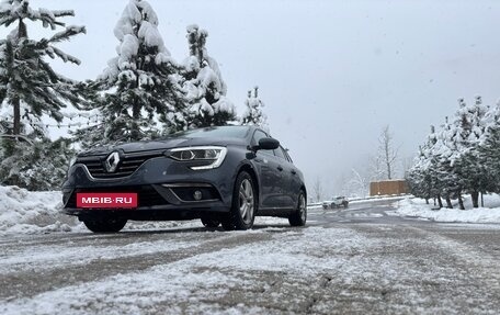 Renault Megane IV, 2017 год, 1 400 000 рублей, 11 фотография