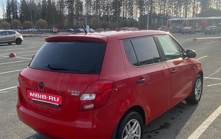 Skoda Fabia II, 2011 год, 500 000 рублей, 3 фотография