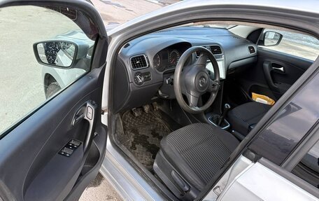 Volkswagen Polo VI (EU Market), 2011 год, 595 000 рублей, 11 фотография