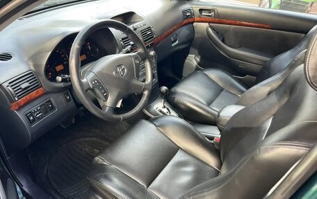 Toyota Avensis III рестайлинг, 2005 год, 1 085 000 рублей, 11 фотография