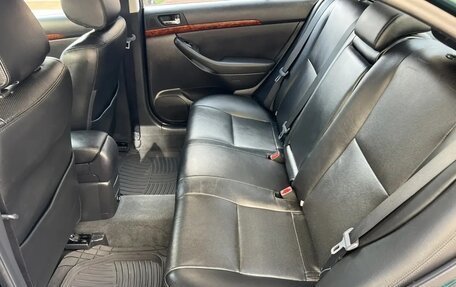 Toyota Avensis III рестайлинг, 2005 год, 1 085 000 рублей, 12 фотография