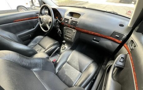 Toyota Avensis III рестайлинг, 2005 год, 1 085 000 рублей, 16 фотография