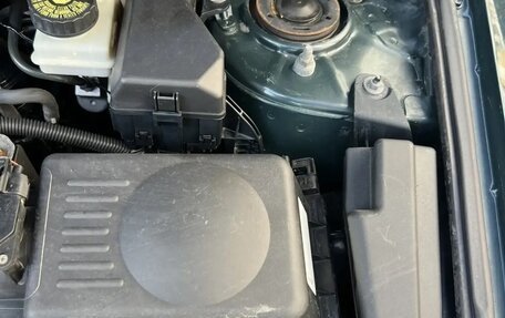 Toyota Avensis III рестайлинг, 2005 год, 1 085 000 рублей, 19 фотография