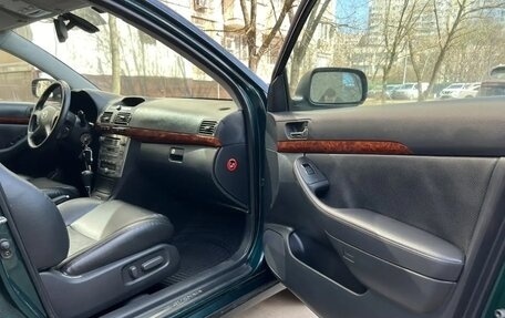 Toyota Avensis III рестайлинг, 2005 год, 1 085 000 рублей, 14 фотография