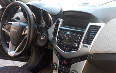 Chevrolet Cruze II, 2012 год, 670 000 рублей, 2 фотография