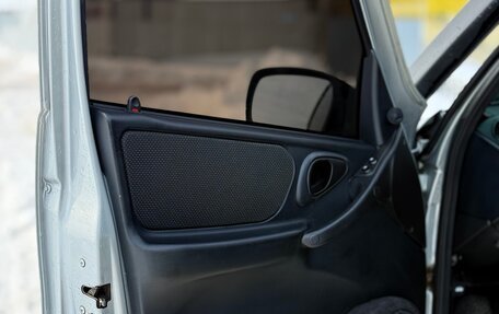 Chevrolet Niva I рестайлинг, 2015 год, 650 000 рублей, 8 фотография