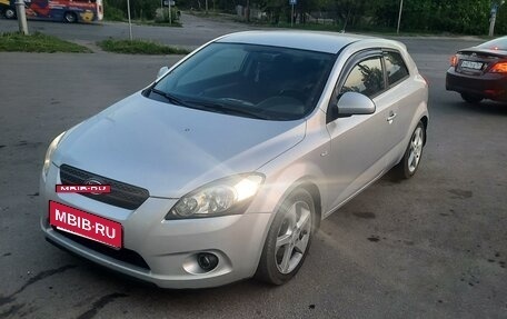 KIA cee'd I рестайлинг, 2009 год, 750 000 рублей, 8 фотография