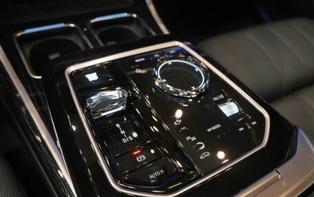 BMW 7 серия, 2025 год, 18 500 000 рублей, 16 фотография