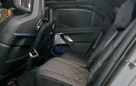 BMW 7 серия, 2025 год, 18 500 000 рублей, 26 фотография