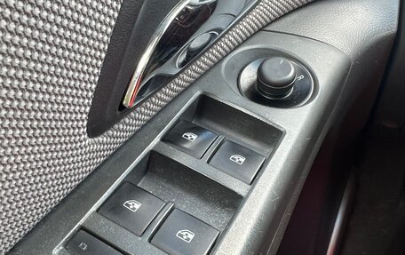 Chevrolet Cruze II, 2010 год, 475 000 рублей, 7 фотография