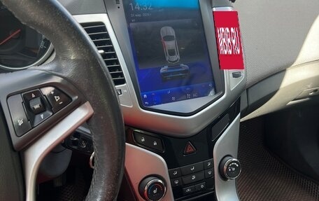 Chevrolet Cruze II, 2010 год, 475 000 рублей, 10 фотография