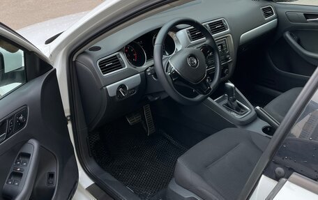 Volkswagen Jetta VI, 2018 год, 1 370 000 рублей, 10 фотография