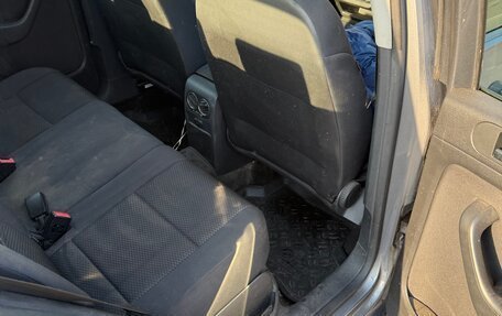 Volkswagen Golf Plus II, 2011 год, 700 000 рублей, 21 фотография