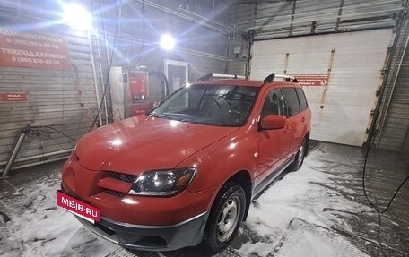 Mitsubishi Outlander III рестайлинг 3, 2003 год, 550 000 рублей, 2 фотография