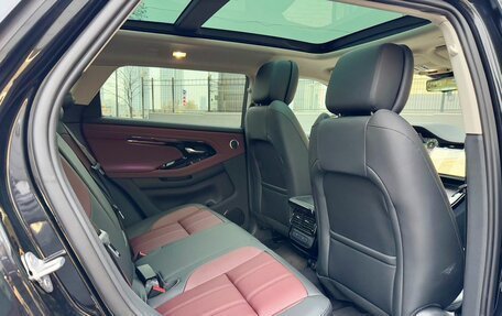 Land Rover Range Rover Evoque II, 2025 год, 6 450 000 рублей, 12 фотография