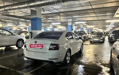 Skoda Octavia, 2017 год, 2 100 000 рублей, 2 фотография